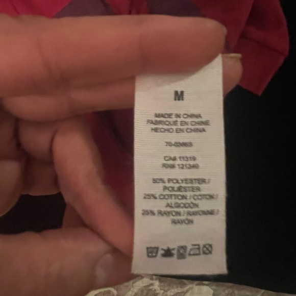 Garage Women’s sweater - Picture 4 of 4